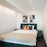 דירה Superb Views 3br Duplex - 4 Balconies + Parking