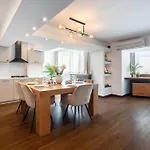 דירה Superb Views 3br Duplex - 4 Balconies + Parking
