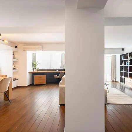 Superb Views 3br Duplex - 4 Balconies + Parking