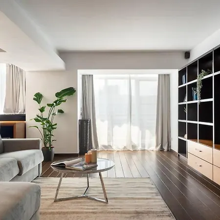 Superb Views 3br Duplex - 4 Balconies + Parking Boekarest