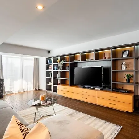 Superb Views 3br Duplex - 4 Balconies + Parking * Bucarest