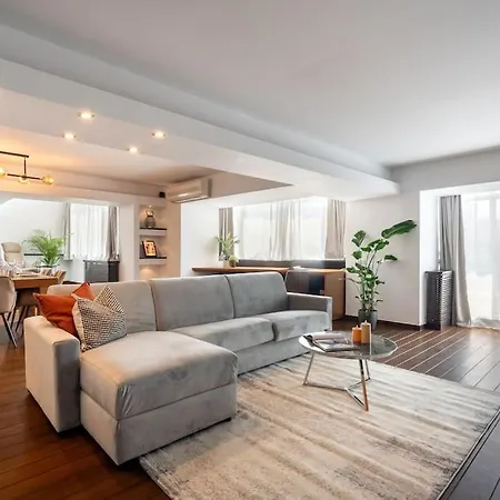 Superb Views 3br Duplex - 4 Balconies + Parking