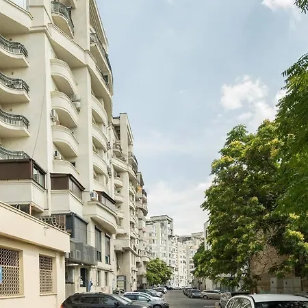 Superb Views 3br Duplex - 4 Balconies + Parking *