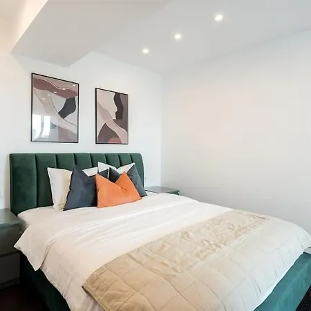 Superb Views 3br Duplex - 4 Balconies + Parking Appartement Bucarest