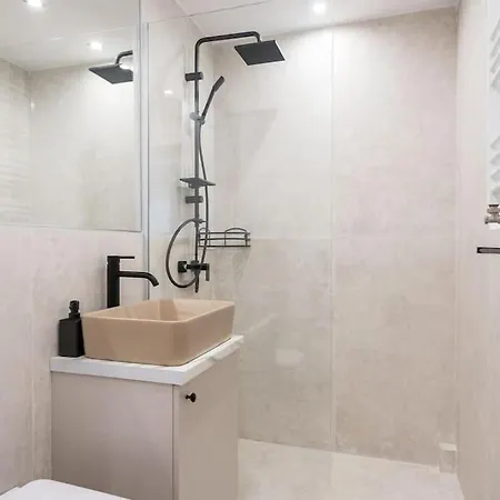 Superb Views 3br Duplex - 4 Balconies + Parking Appartamento Bucarest