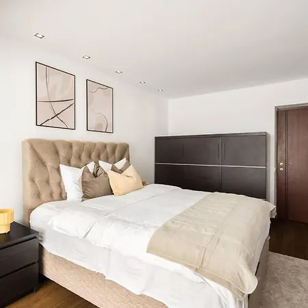アパート Superb Views 3br Duplex - 4 Balconies + Parking