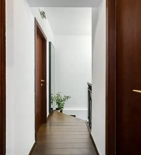 Lägenhet Superb Views 3br Duplex - 4 Balconies + Parking