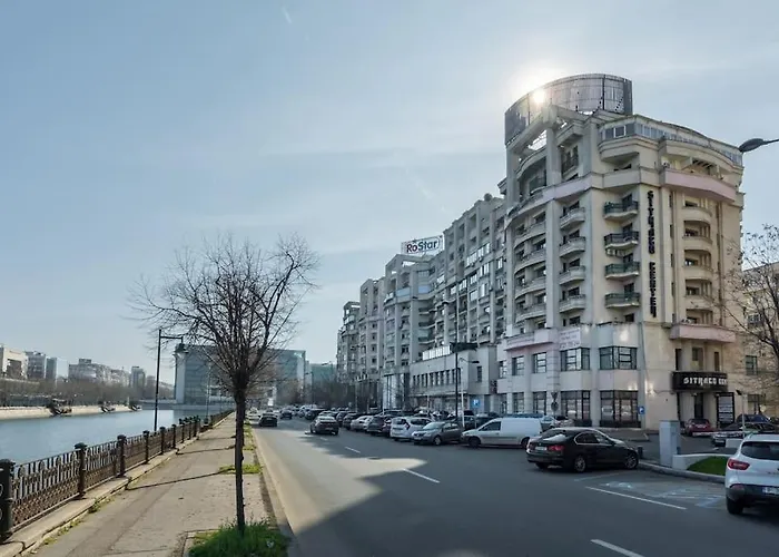 Апартаменти Superb Views 3br Duplex - 4 Balconies + Parking