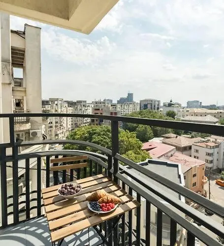 Superb Views 3br Duplex - 4 Balconies + Parking דירה *