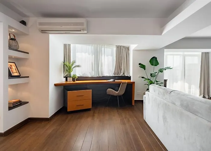 Superb Views 3br Duplex - 4 Balconies + Parking דירה