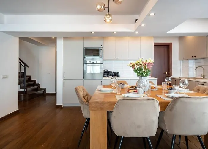 דירה Superb Views 3br Duplex - 4 Balconies + Parking *