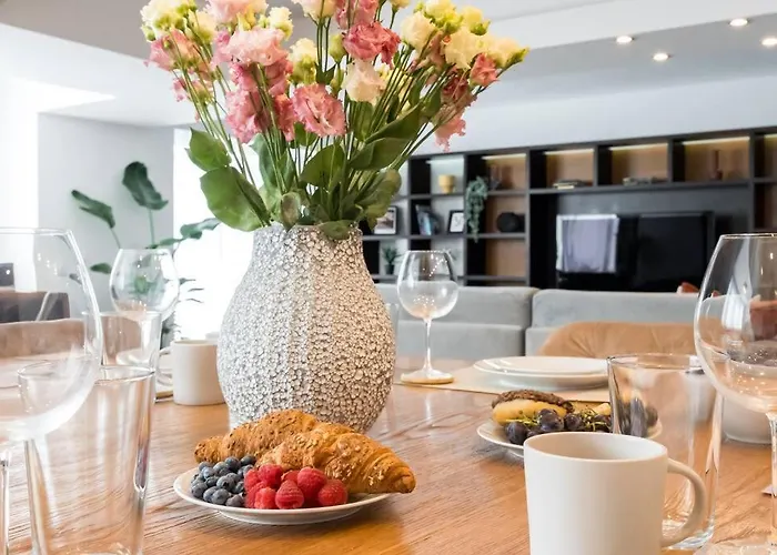 Superb Views 3br Duplex - 4 Balconies + Parking דירה