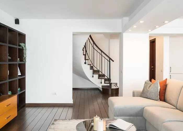 Superb Views 3br Duplex - 4 Balconies + Parking דירה *